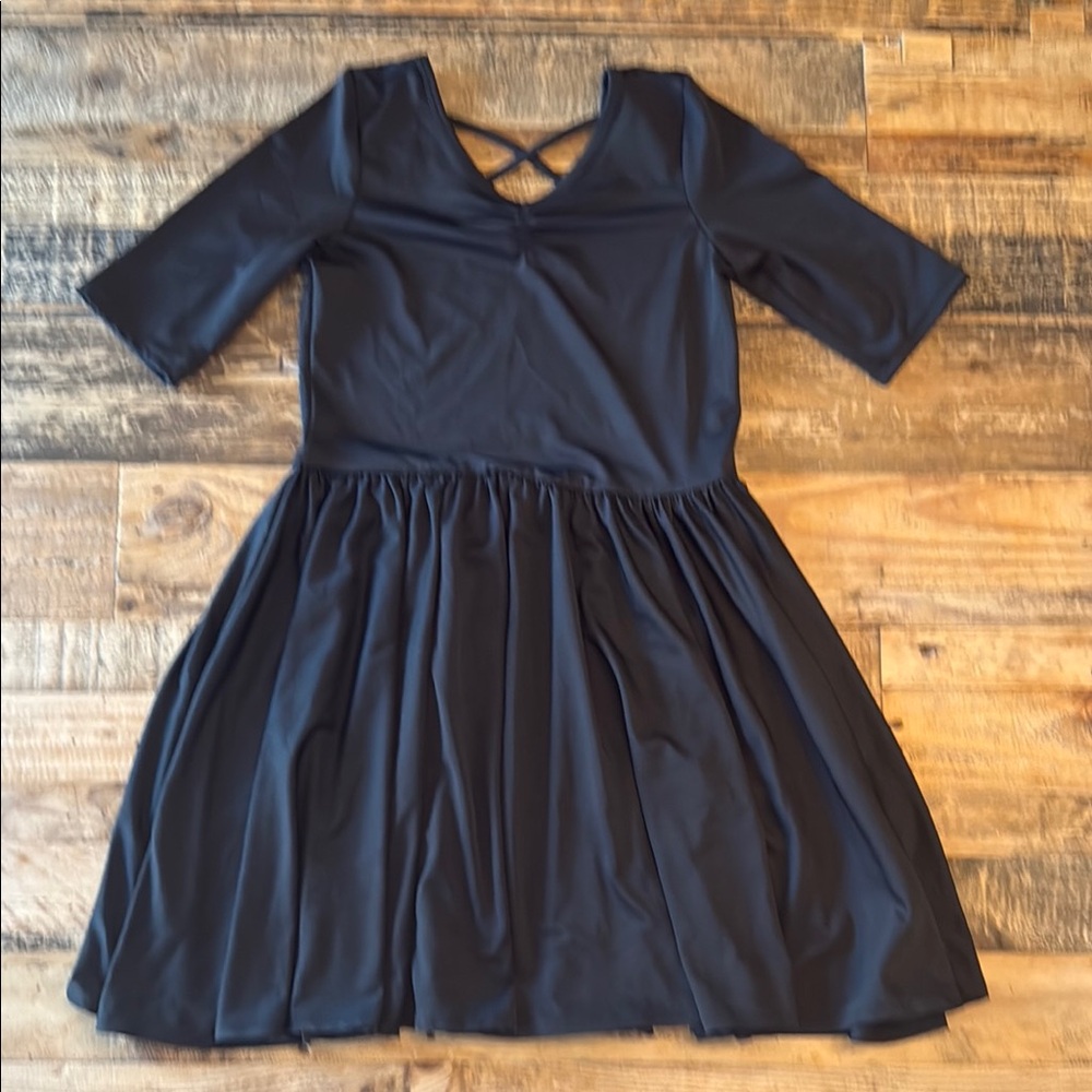 Dot Dot Smile Girls Black Dress size 8/10